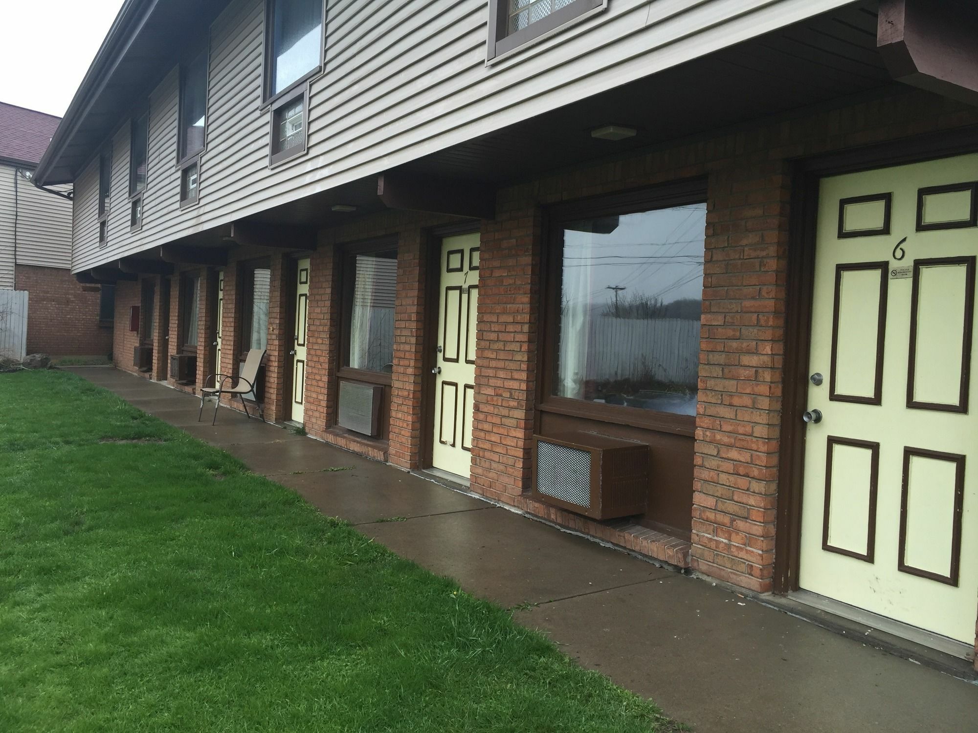 Aartpark Hotel Inn At Lewsiton Lewiston Exterior photo